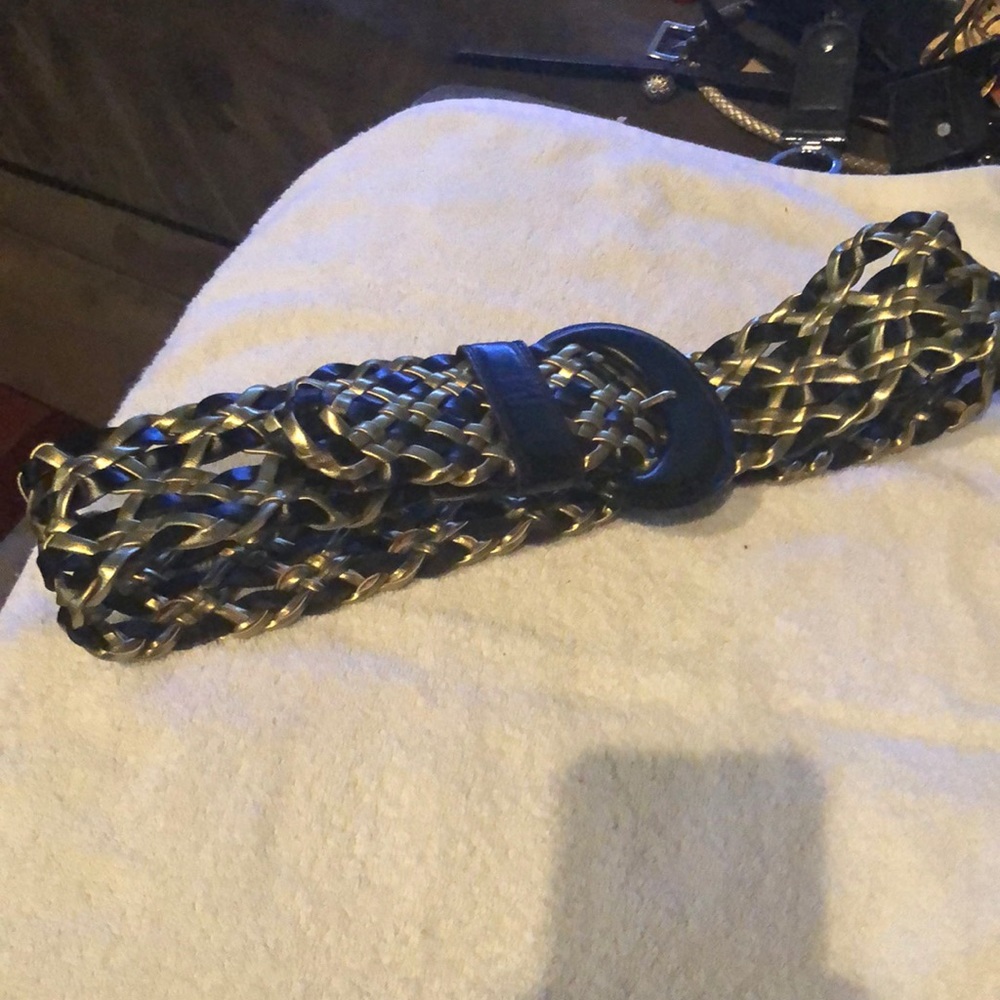 Forenza  black and gold weave belt